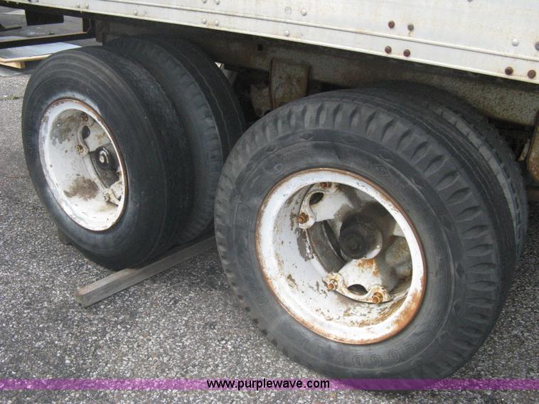 image for item A6131 1970 Lufkin dry van trailer