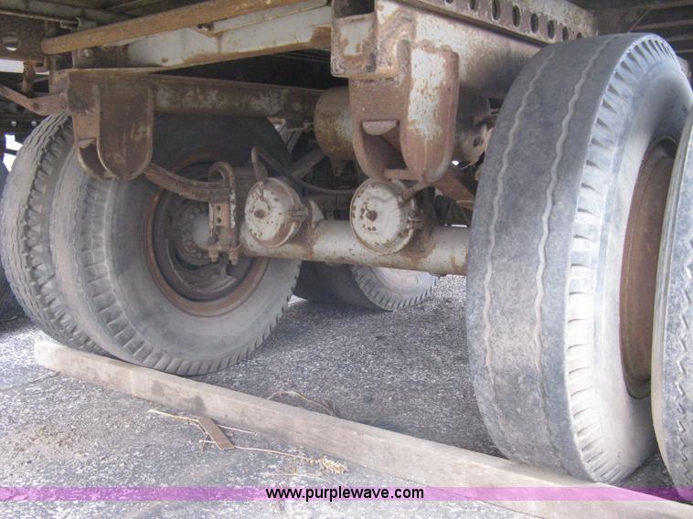 image for item A6131 1970 Lufkin dry van trailer