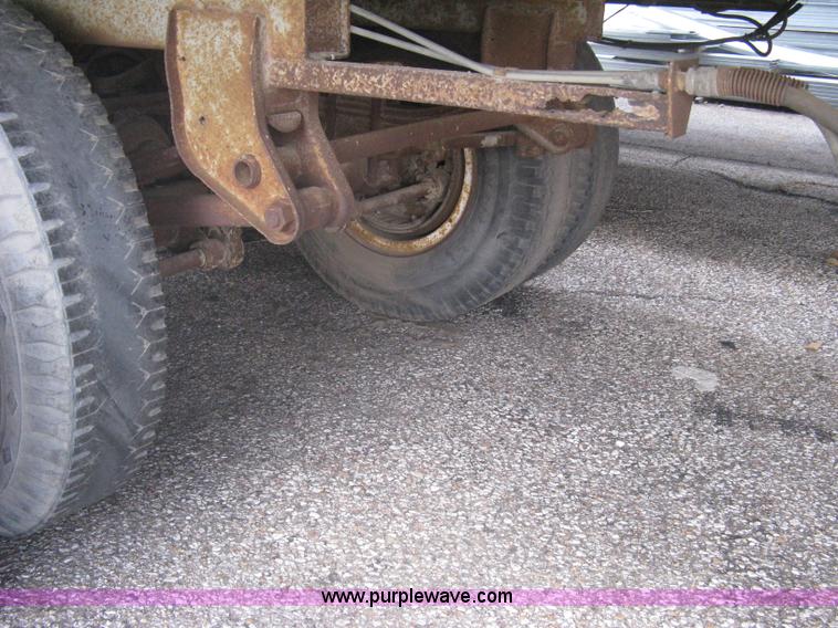 image for item A6131 1970 Lufkin dry van trailer