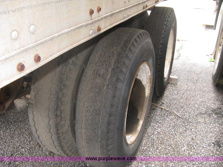 image for item A6131 1970 Lufkin dry van trailer