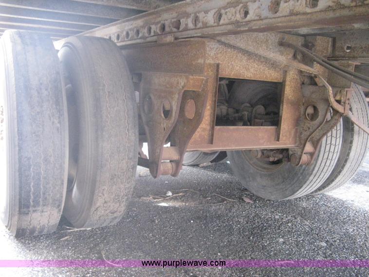 image for item A6132 1978 Fruehauf dry van trailer