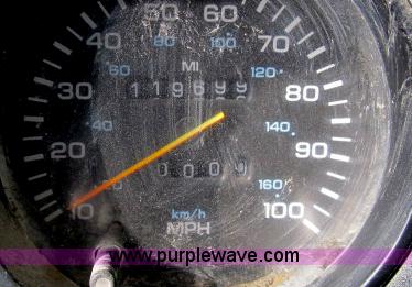 image for item B2653 1991 Dodge D350 flatbed truck