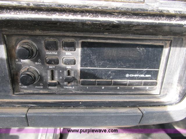 image for item B2653 1991 Dodge D350 flatbed truck