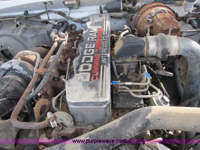 image for item B2653 1991 Dodge D350 flatbed truck