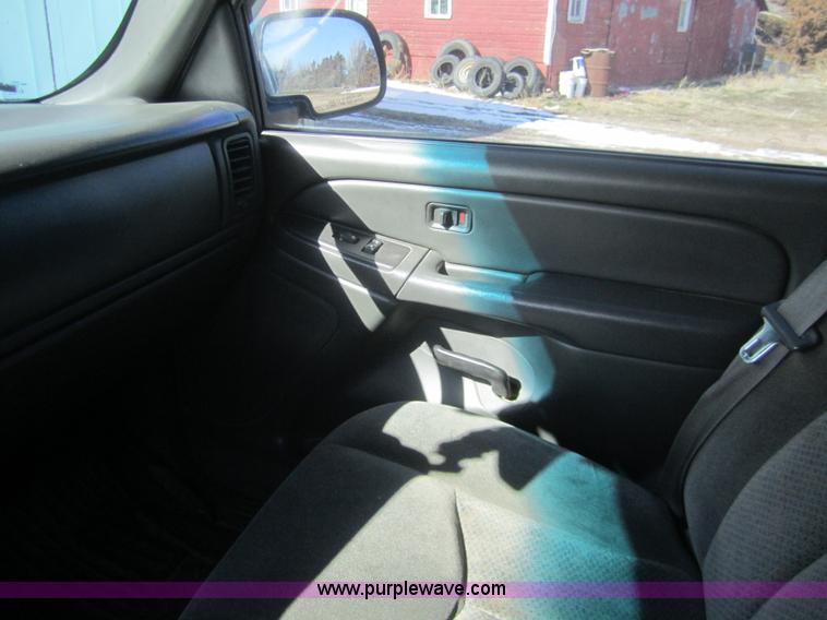 image for item B5705 2005 Chevrolet Silverado 1500 Crew Cab pickup