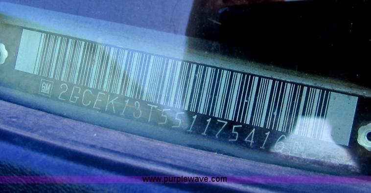 image for item B5705 2005 Chevrolet Silverado 1500 Crew Cab pickup