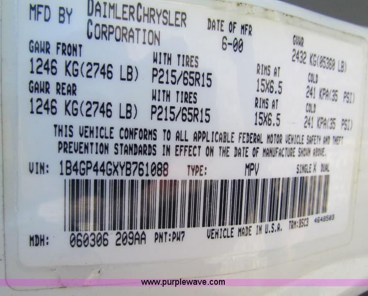 image for item B7150 2000 Dodge Grand Caravan mini van