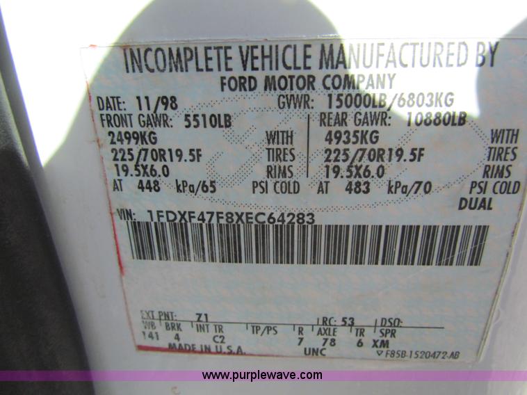 image for item B7154 1999 Ford F450 XL Super Duty utility truck