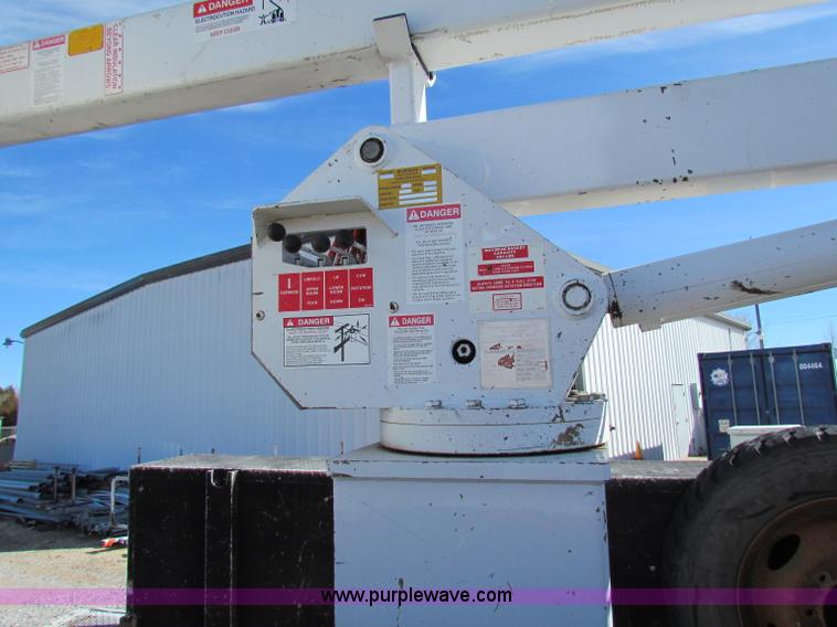 image for item B7154 1999 Ford F450 XL Super Duty utility truck