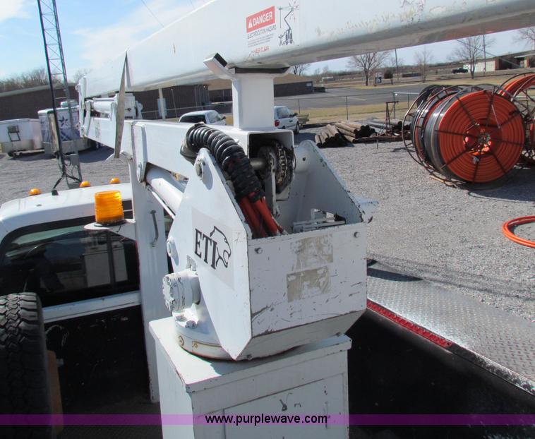 image for item B7154 1999 Ford F450 XL Super Duty utility truck