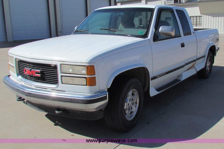 image for item B7194 1994 GMC Sierra K2500 extended cab pickup truck