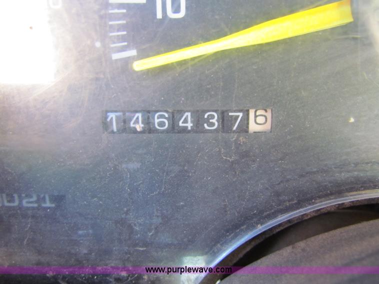 image for item B7194 1994 GMC Sierra K2500 extended cab pickup truck