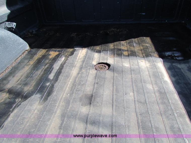 image for item B7194 1994 GMC Sierra K2500 extended cab pickup truck