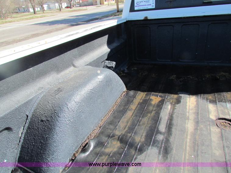 image for item B7194 1994 GMC Sierra K2500 extended cab pickup truck