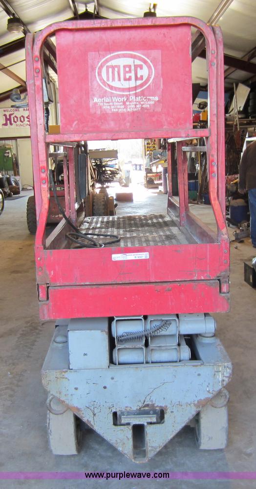 image for item B9087 Mec 2033ES scissor lift