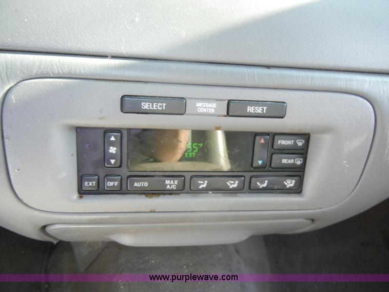 image for item C4210 1998 Lincoln Town Car Executive