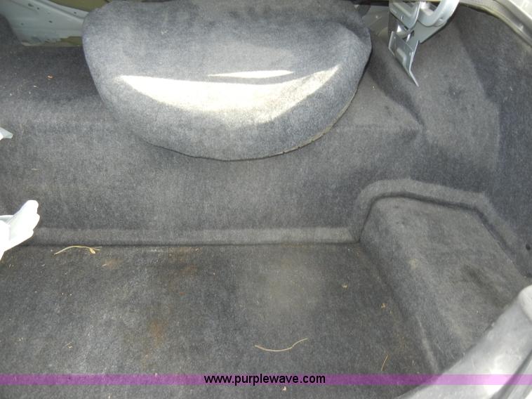 image for item C4210 1998 Lincoln Town Car Executive