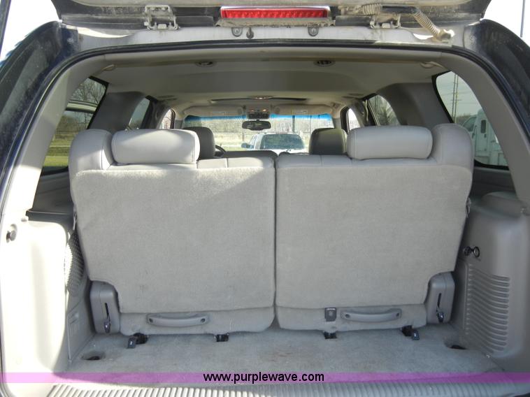 image for item C4211 2004 Chevrolet Tahoe 1500 LT SUV