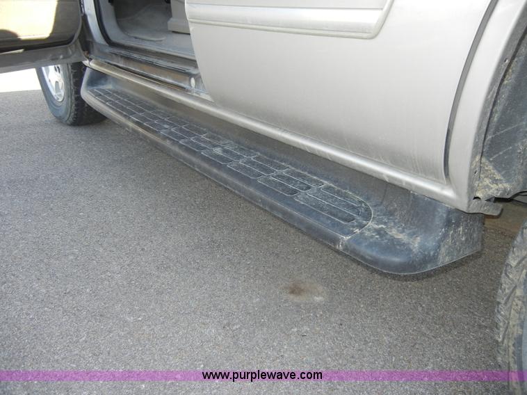 image for item C4211 2004 Chevrolet Tahoe 1500 LT SUV