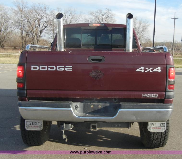 image for item C4212 2002 Dodge Ram 2500 Laramie SLT quad cab pickup truck