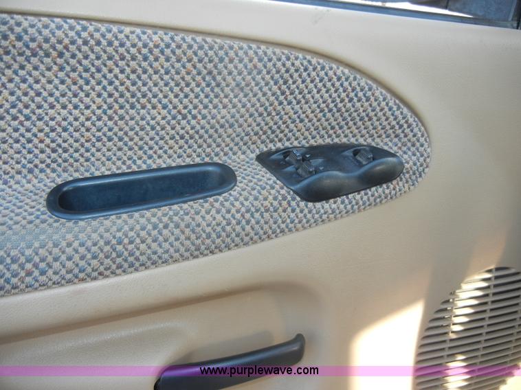 image for item C4212 2002 Dodge Ram 2500 Laramie SLT quad cab pickup truck