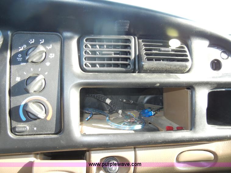 image for item C4212 2002 Dodge Ram 2500 Laramie SLT quad cab pickup truck