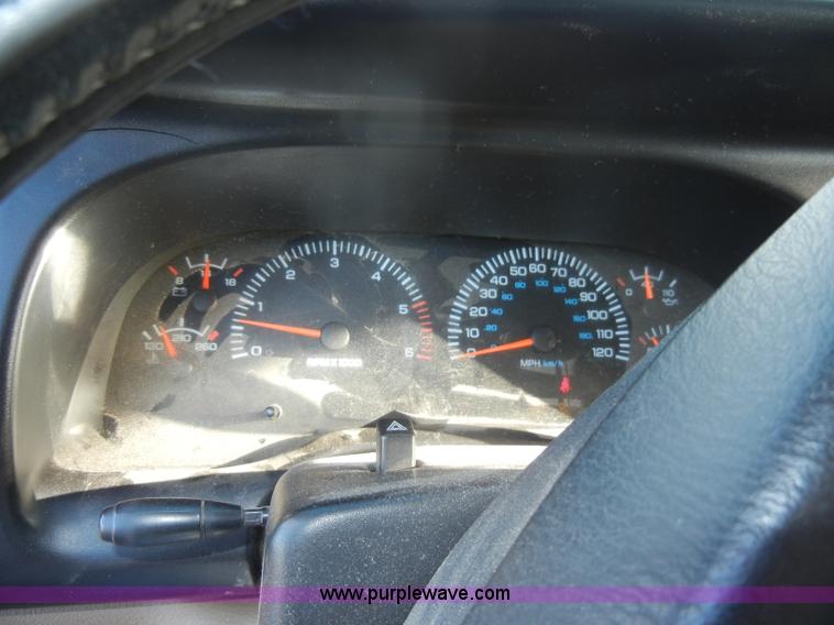 image for item C4212 2002 Dodge Ram 2500 Laramie SLT quad cab pickup truck