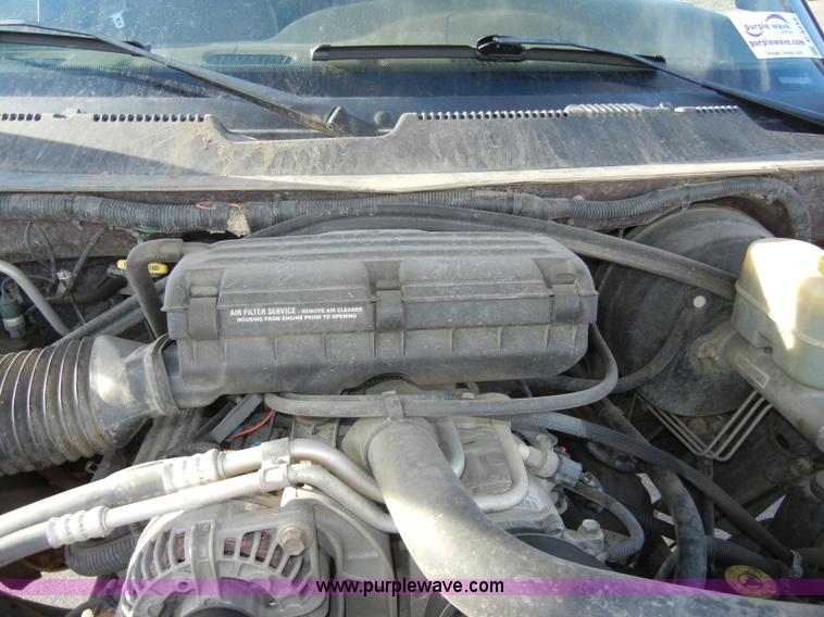 image for item C4212 2002 Dodge Ram 2500 Laramie SLT quad cab pickup truck