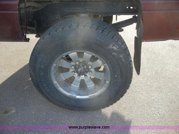 image for item C4212 2002 Dodge Ram 2500 Laramie SLT quad cab pickup truck