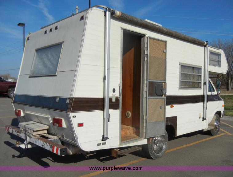 image for item C4350 1978 Dodge Sportsman RV camper