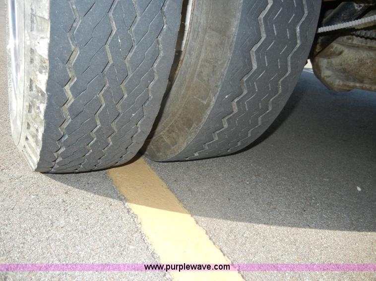 image for item C4350 1978 Dodge Sportsman RV camper