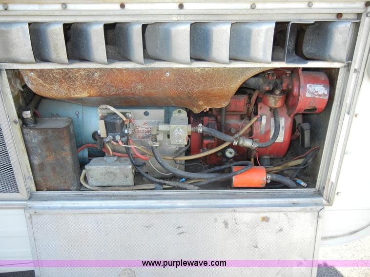 image for item C4350 1978 Dodge Sportsman RV camper