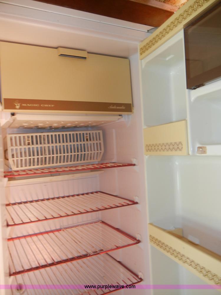 image for item C4350 1978 Dodge Sportsman RV camper