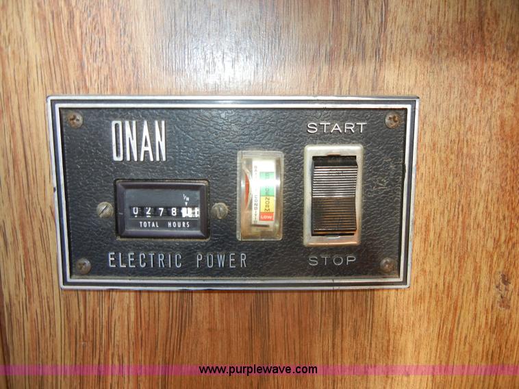 image for item C4350 1978 Dodge Sportsman RV camper