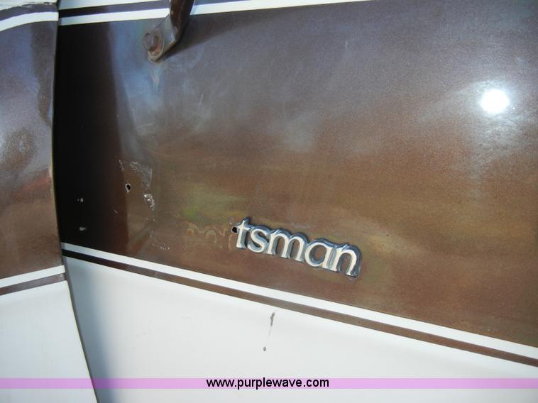 image for item C4350 1978 Dodge Sportsman RV camper