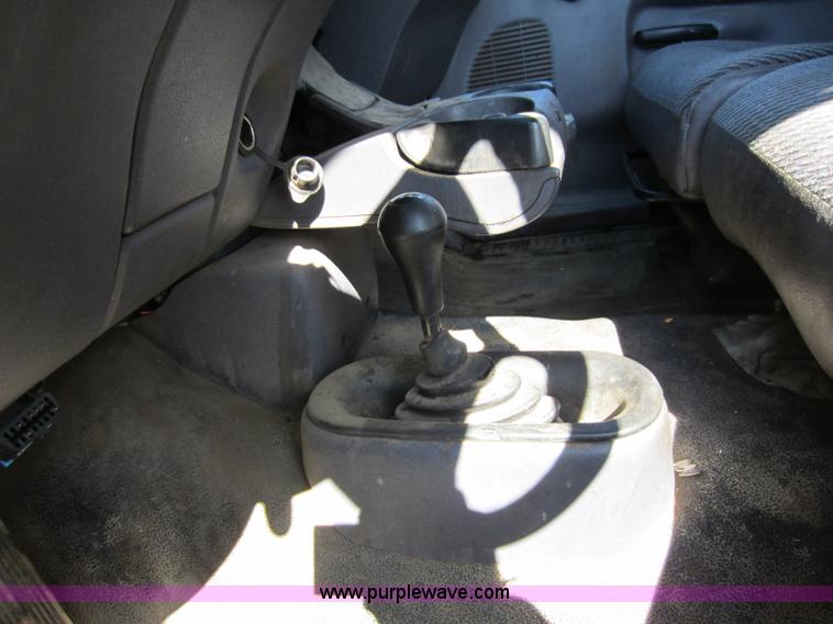 image for item C5353 1999 Dodge Ram 1500 club cab pickup truck