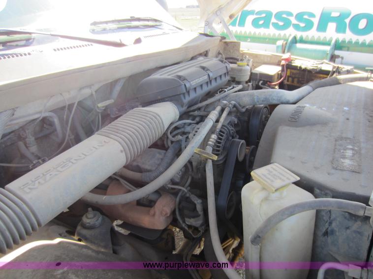 image for item C5353 1999 Dodge Ram 1500 club cab pickup truck