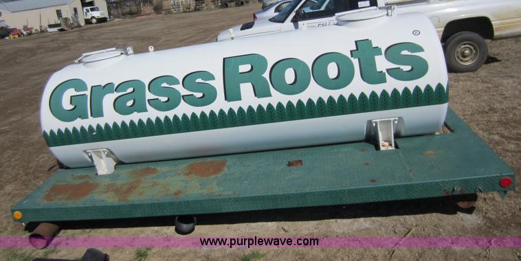 image for item C5355 Dual compartment fiberglass tank on truck bed