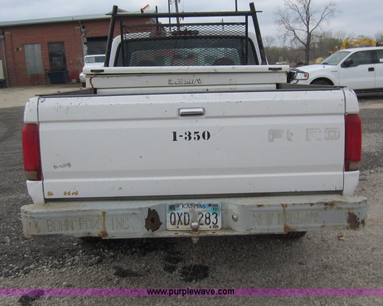 image for item C5374 1996 Ford F150 XL SuperCab pickup truck