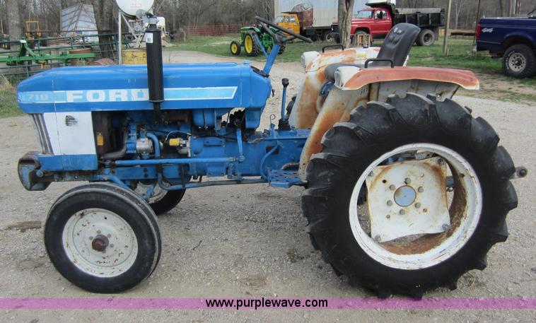 image for item C5384 Ford 1710 tractor