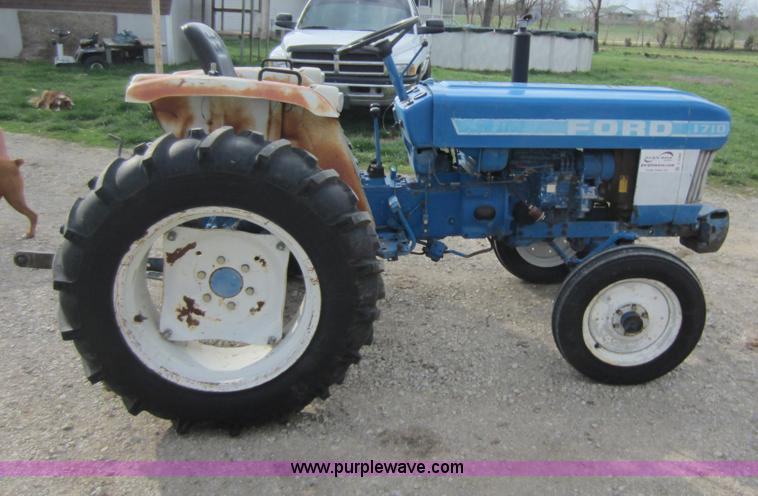 image for item C5384 Ford 1710 tractor