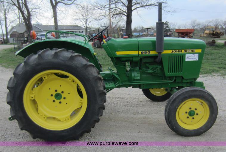 image for item C5385 1980 John Deere 950 tractor