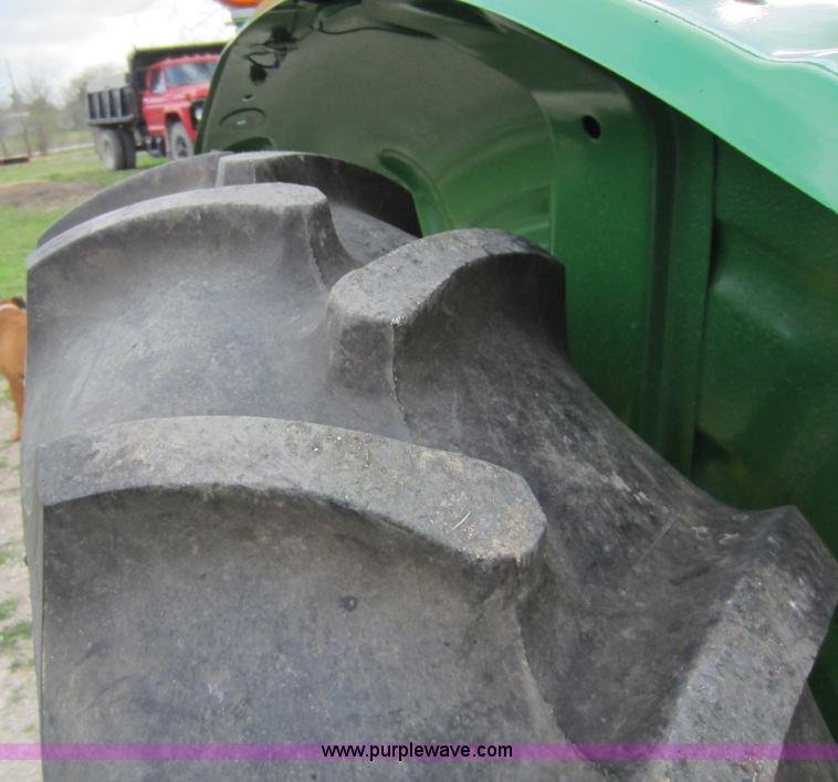 image for item C5385 1980 John Deere 950 tractor