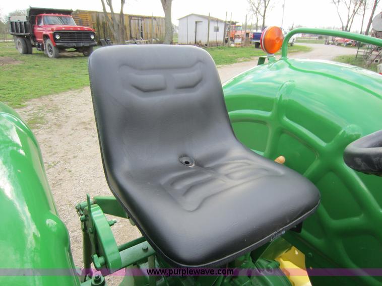 image for item C5385 1980 John Deere 950 tractor