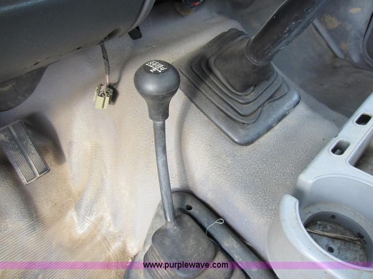 image for item C5386 1995 Ford F150 XL pickup truck