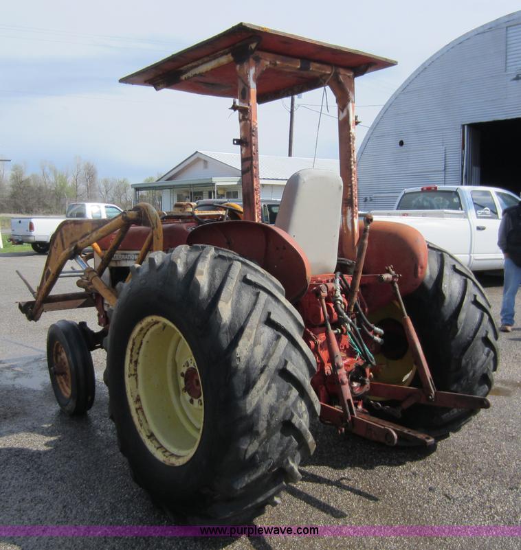 image for item C5390 International 504 tractor