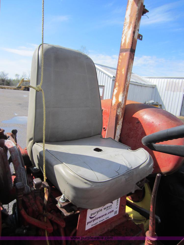 image for item C5390 International 504 tractor