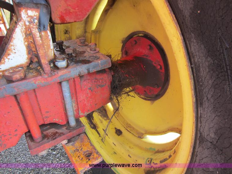 image for item C5390 International 504 tractor