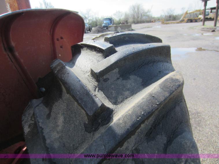 image for item C5390 International 504 tractor