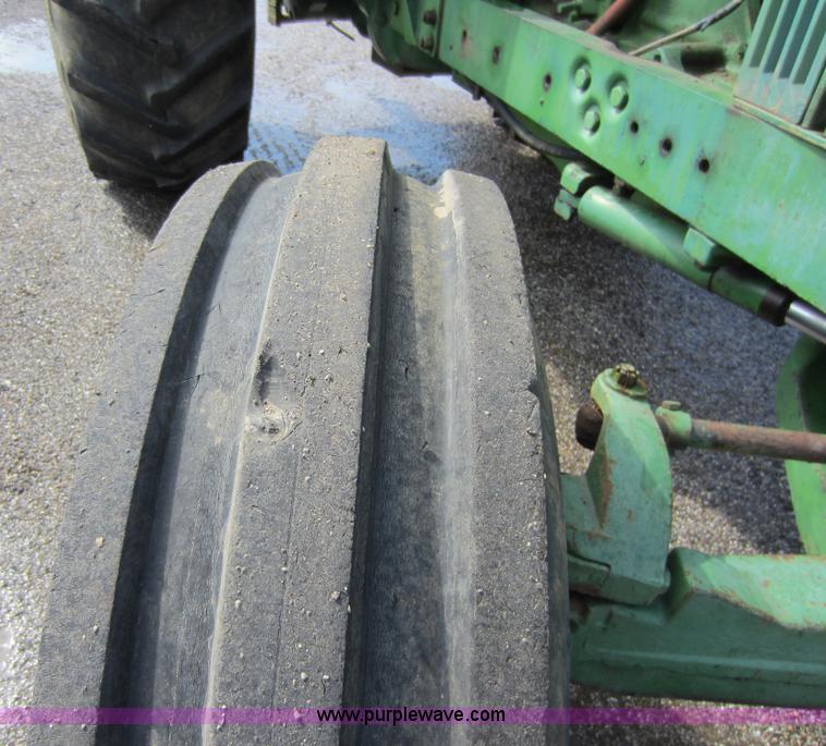 image for item C5391 John Deere 5020 tractor